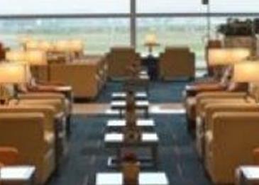 طيران الإمارات تفتح صالة جديدة بمطار روما الدولي